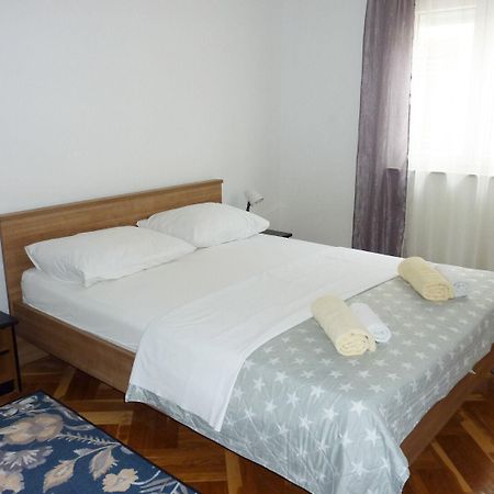 Apartments Bozica Вир Екстериор снимка