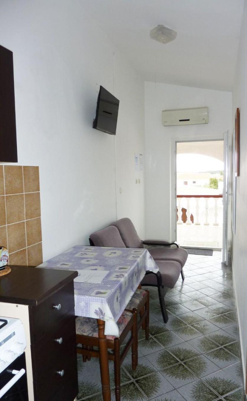 Apartments Bozica Вир Екстериор снимка