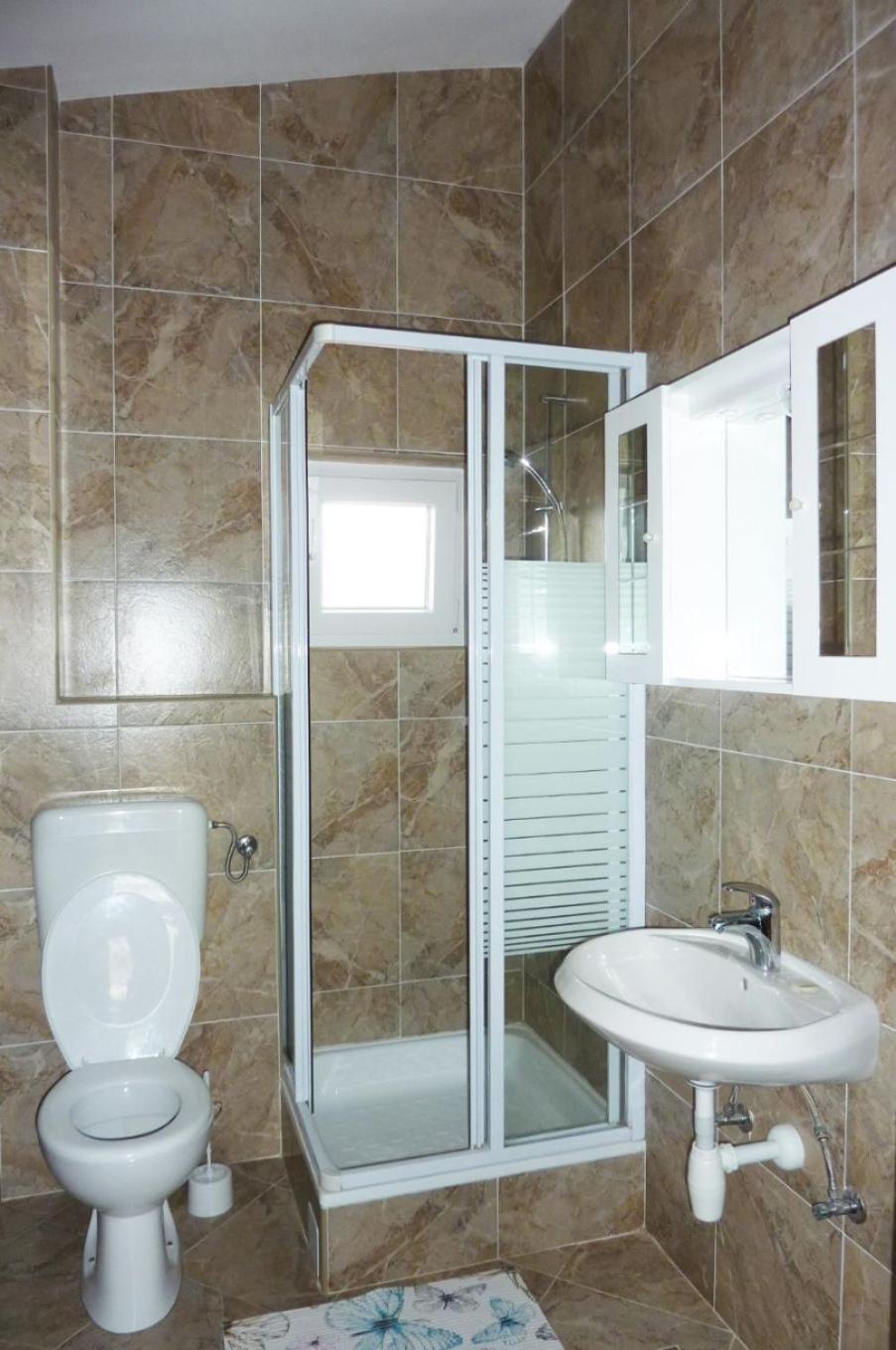 Apartments Bozica Вир Екстериор снимка